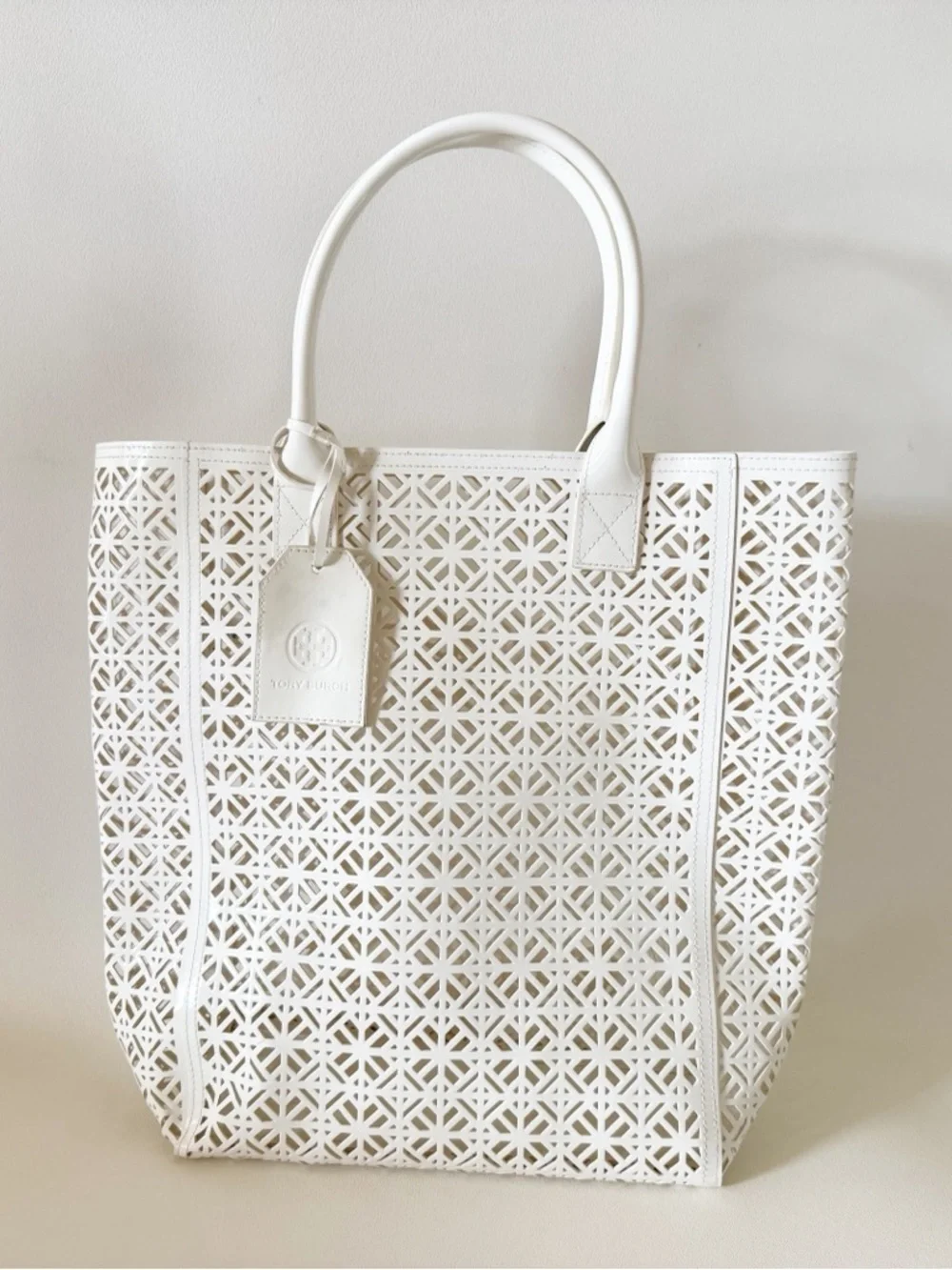 Tory Burch Tote Bag Laser-Cut PVC Geometric Carry-all White Casual Beach